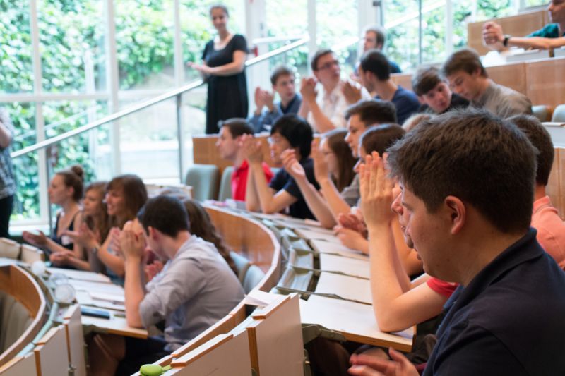 tl_files/lab_alumni/bilder/foerderung/Verabschiedung2.jpg